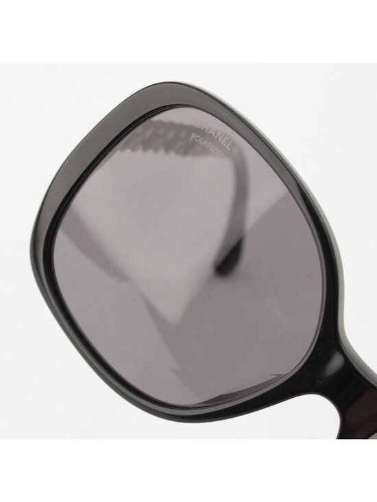 Chanel Polarized Side Chain Motif Sunglasses Eyewear Black
